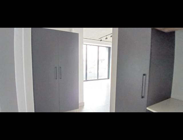 2 BEDROOM PROPERTY TO RENT IN BROOKLYN